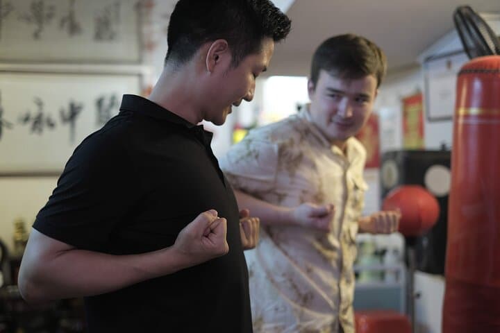 Learn Bruce Lee’s Wing Chun in Guangzhou: 2-Hour Authentic Kung Fu Class photo 2