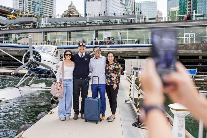 Vancouver Skyline Seaplane Tour — 20-Minute Aerial Flight Over Coal Harbour photo 6