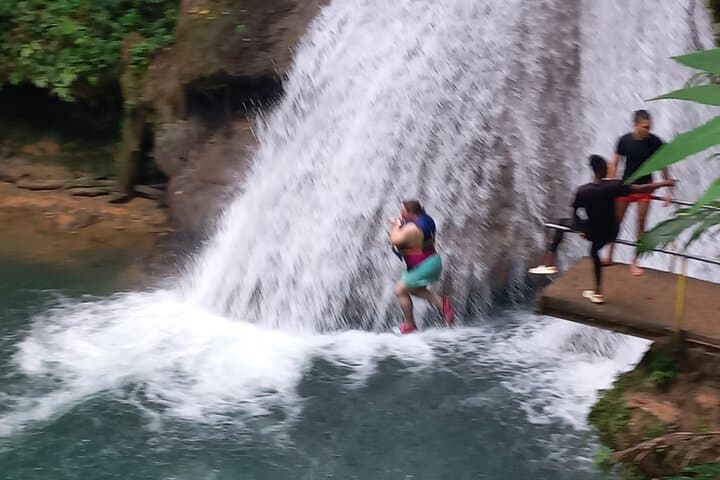 Blue Hole & River Tubing Adventure — Ocho Rios Day Trip photo 3