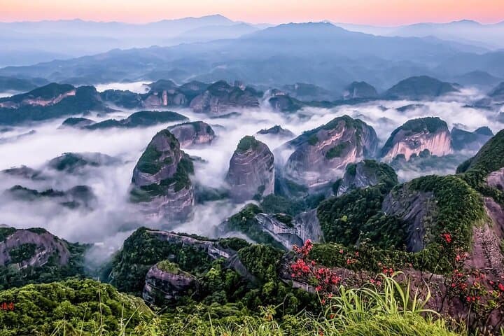 Bajiaozhai Danxia Day Hike from Guilin: Dragon Head Peak & Yao Village Lunch