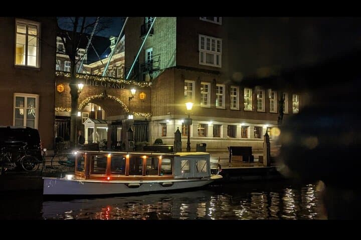 Private Amsterdam Canal Cruise: 2-Hour Historic Boat Tour with Welcome Drink photo 4