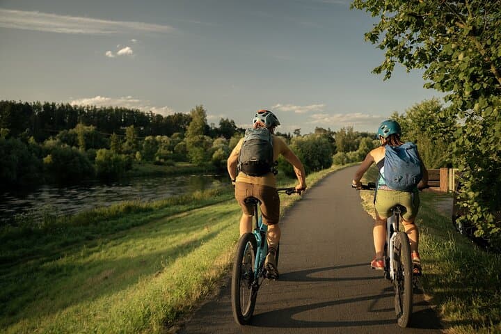 E-Bike to Karlstejn Castle: Scenic Full-Day Ride from Prague photo 3