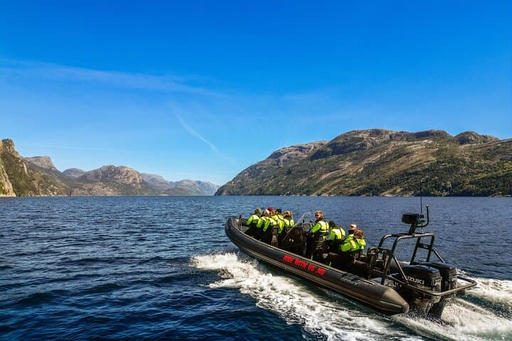 Stavanger RIB Boat Tour to Pulpit Rock, Whiskey Waterfall & Vagabond’s Cave