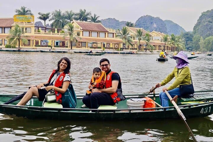 Tam Coc & Quang Phu Cau Incense Village Day Tour from Hanoi