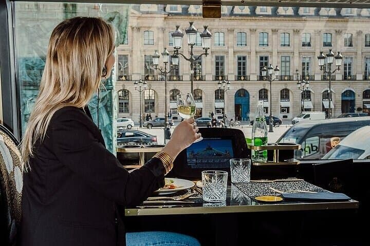 Champs-Élysées Lunch & Champagne: Panoramic Dining Bus Tour in Paris photo 5