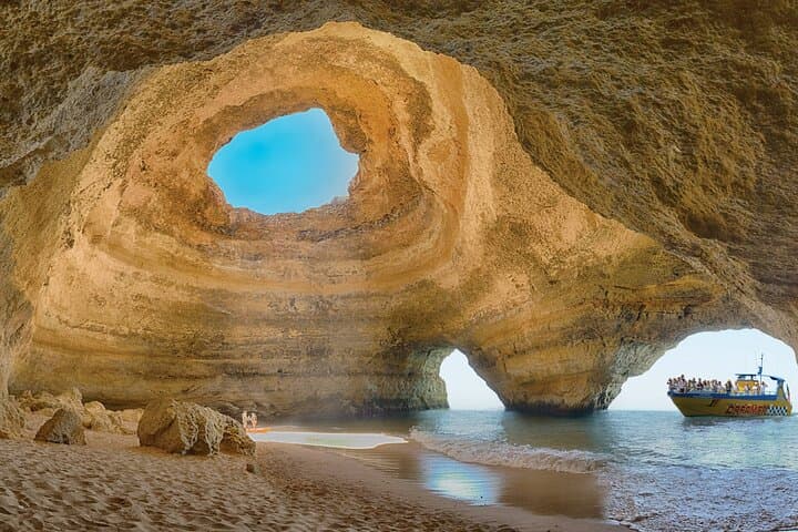 Lisbon to Albufeira Private Day Trip with Benagil Cave Boat Tour photo 2