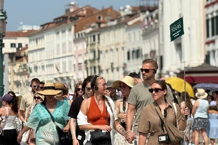 Venice Islands Tour: Murano, Burano & Torcello Guided Lagoon Excursion photo 6
