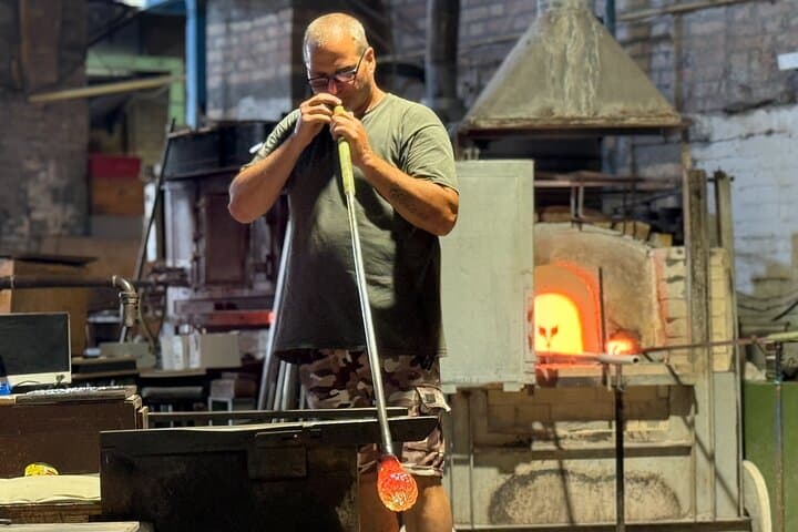Sail a Bragozzo to Murano, Burano & Torcello — Venetian Lagoon Day Trip photo 4