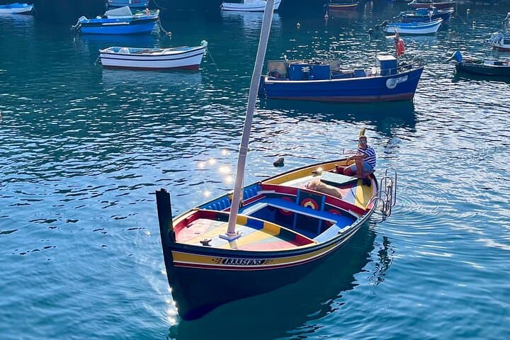 sunset-sail-on-a-traditional-lobos-chamber-boat-camara-de-lobos-madeira photo 3