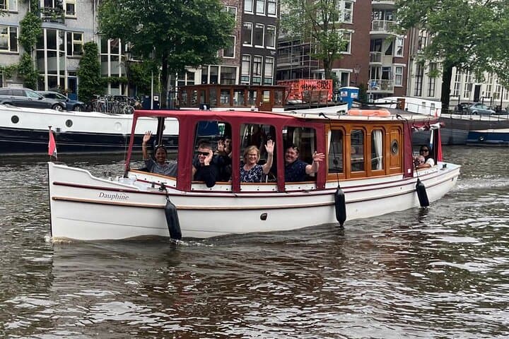 Canal Cruise in Amsterdam: Intimate 1-Hour Group Boat Tour photo 6