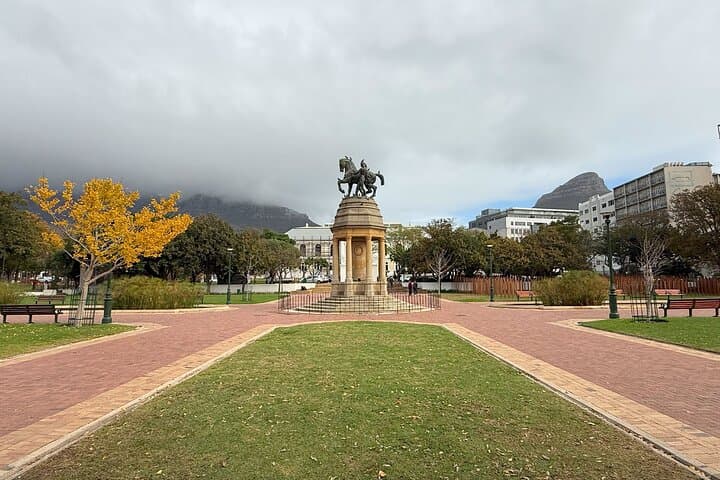 Cape Town in a Day: Table Mountain, Bo-Kaap & Camps Bay Shared City Tour photo 5