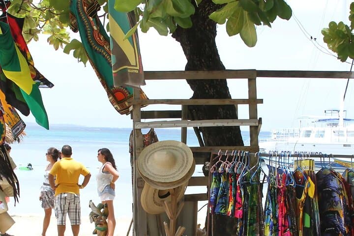 Ocho Rios Catamaran to Dunn's River Falls: Snorkel, Climb & Party Cruise photo 3