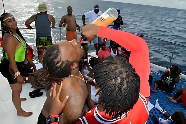 Negril Adults-Only Sunset Catamaran: Open Bar, DJ & Snorkel photo 5