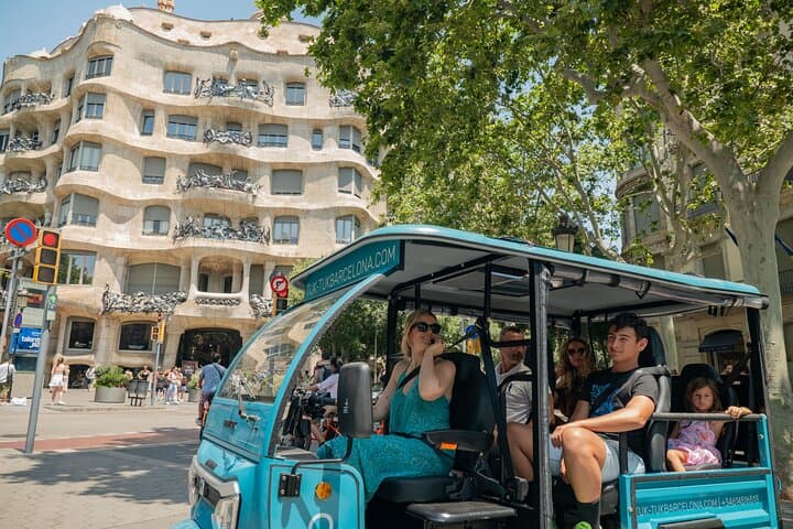 Barcelona Panoramic Tuk Tuk Tour: Sagrada, Seafront & Montjuïc in 3 Hours photo 2