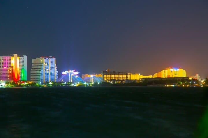 Cancún After Dark: Private Night Drive Through the Hotel Zone and Downtown