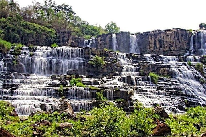 Discover Da Lat Countryside: Waterfalls, Coffee Farms & Local Crafts photo 3