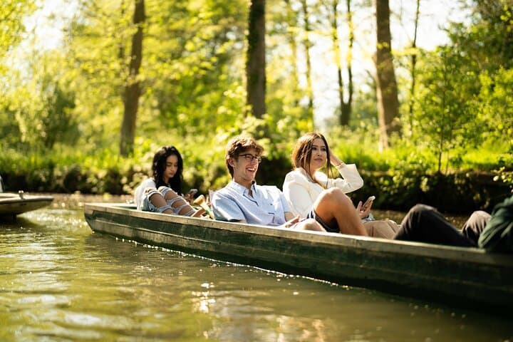 Private Oxford University Punting Tour on the River Cherwell photo 6