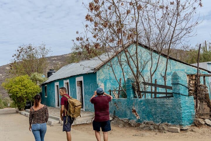 El Triunfo Cultural & Culinary Day Tour from La Paz — History, Food, and Mining Heritage photo 3