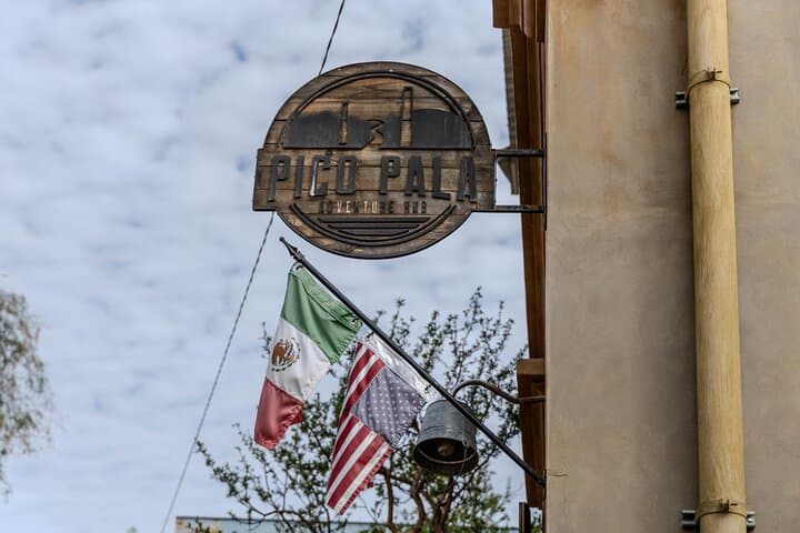 El Triunfo Cultural & Culinary Day Tour from La Paz — History, Food, and Mining Heritage photo 4