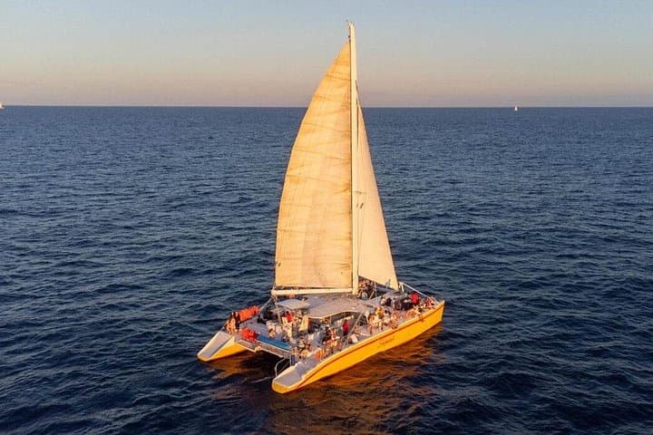 Sunset Jazz & Wine Cruise in Cabo San Lucas: Luxury Aboard the Tropicat photo 3