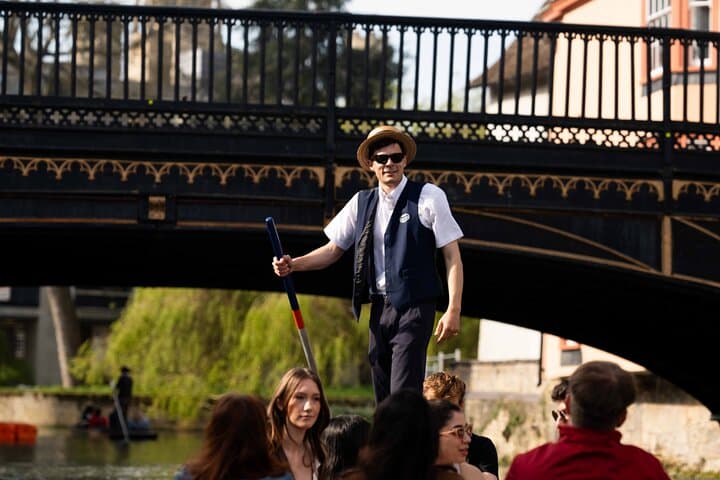 Private Cambridge Punting Tour: Guided Colleges Cruise on the River Cam photo 4