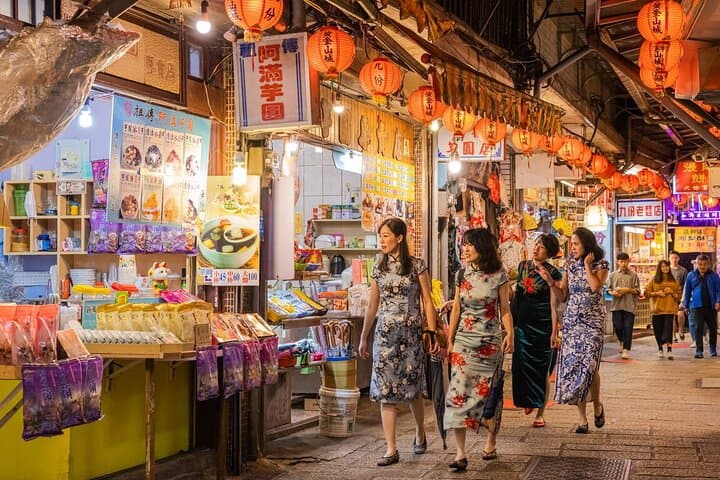 Jiufen Shifen Keelung Day Trip from Taipei — Lanterns, Waterfalls & Coastal Views photo 3