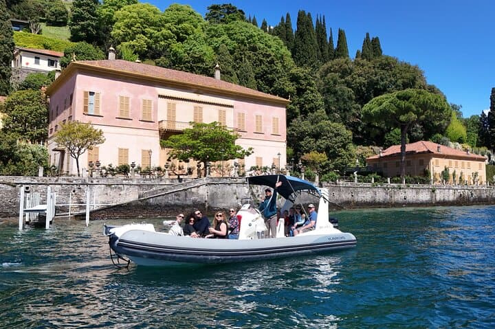 Two-Hour Lake Como Mini Boat Tour with Aperitif and Villa Views