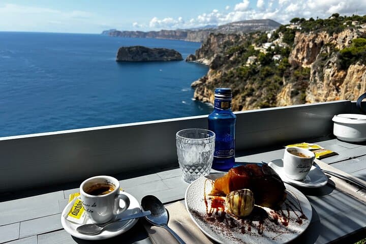 Costa Blanca Full-Day: Altea, Moraira & Jávea Boat Trip with Snorkel and Mediterranean Lunch photo 4