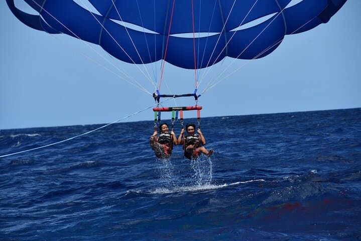Waikiki Parasailing: Hawaiian Parasail Original Flight Over Diamond Head photo 6