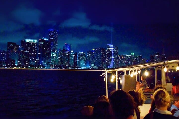 Miami Sunset Champagne Cruise: Biscayne Bay Skyline & Millionaire's Row photo 2