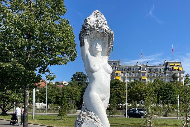 4-Day Grand Express Tour of Switzerland — Driver-Guided Luxury Road Tour photo 5