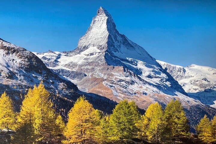 4-Day Grand Express Tour of Switzerland — Driver-Guided Luxury Road Tour