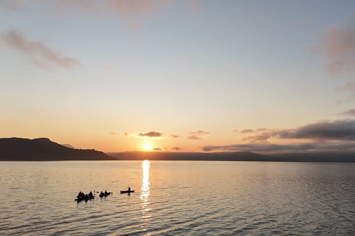 Sunrise Kayaking on Ilopango Lake: Guided Volcanic Crater Paddle from San Salvador photo 3