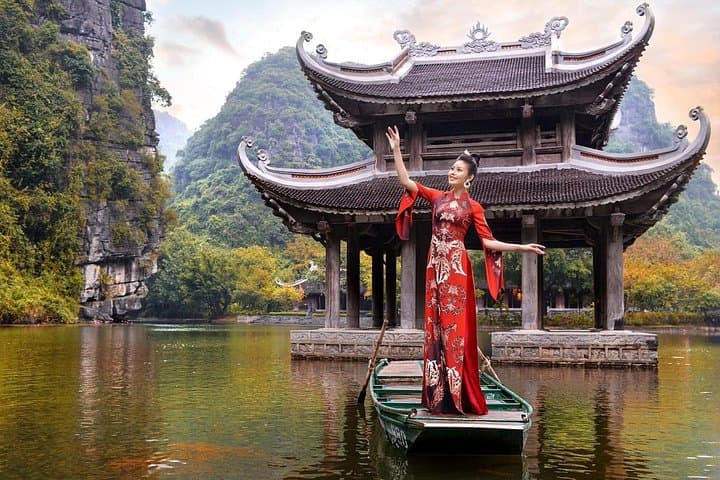 Northern Vietnam in 6 Days: Ha Long Bay, Ninh Binh & Sapa Highlights photo 3