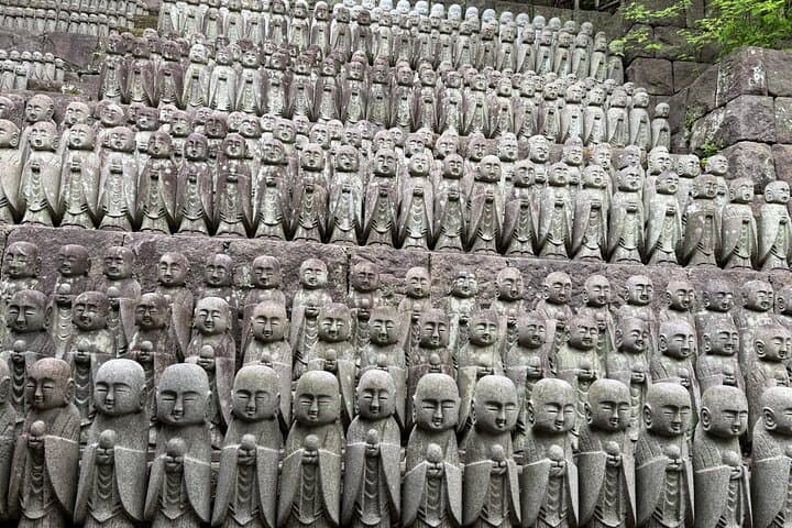 Private Kamakura Essentials Tour: Great Buddha, Hase-dera & Local Gems photo 3