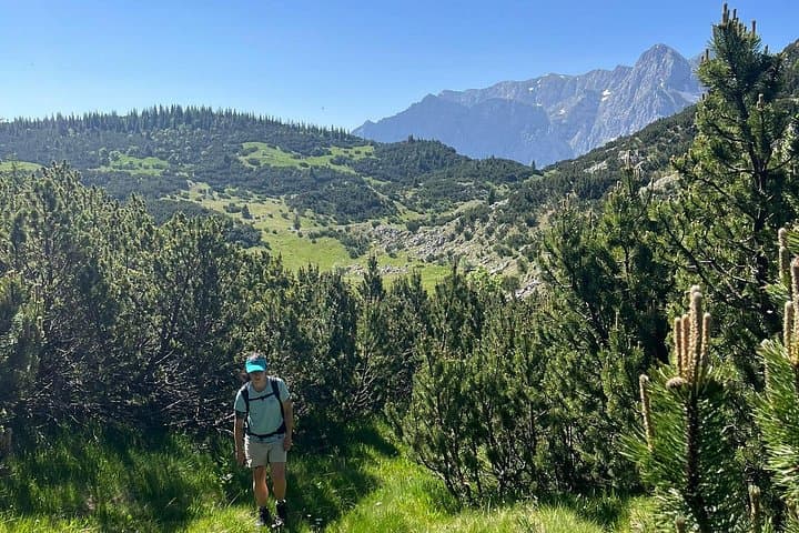 Maglić Summit Hike: Day Ascent to Bosnia's Highest Peak from Plužine photo 5