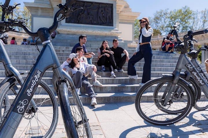 E-bike Tour Madrid: Green Areas and Panoramic City Views in 3 Hours photo 4