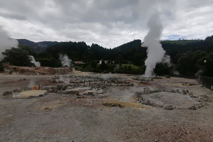 Geothermia and Furnas: Gorreana Tea, Furnas Hot Springs & Cozido Tour