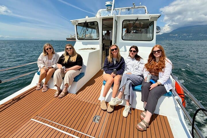 Cruising Vancouver's Waterfront: 90-Minute Live-Guided Harbor Tour photo 2