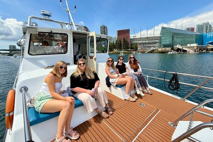 Cruising Vancouver's Waterfront: 90-Minute Live-Guided Harbor Tour photo 4