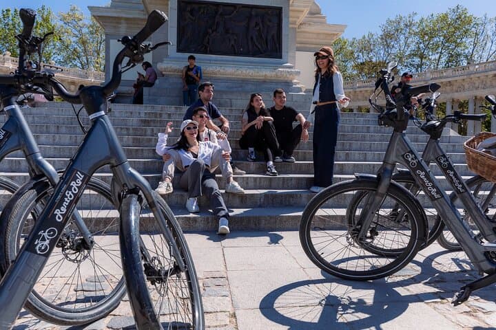 Self-Guided Bike Tour of Madrid’s Retiro Park — 2-Hour At-Your-Own-Pace Route photo 2