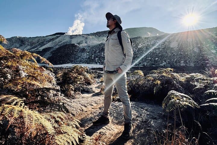Paddle, Snorkel and Hike Isabela: 4-Day Galápagos Adventure