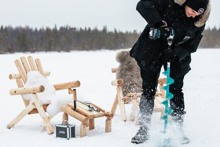 Private Ice Fishing & Igloo Lunch Near Rovaniemi — Arctic Day Tour photo 2
