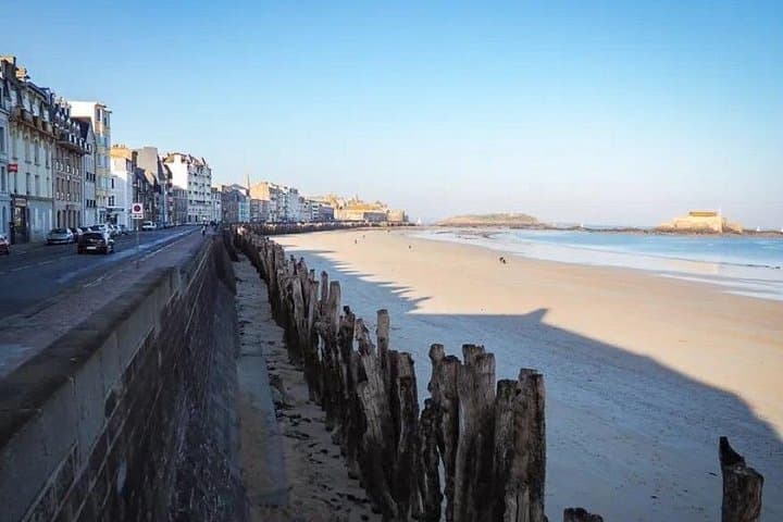 Private 2-Day Normandy Escape: Mont-Saint-Michel, Saint-Malo, Honfleur & Étretat photo 3