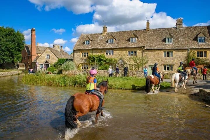 Horseback Cotswolds Tour from Oxford with Traditional Pub Lunch photo 5