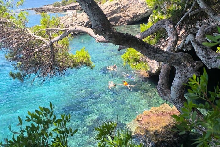 Mallorca Sea Kayak Tour: Caves, Snorkeling & Cliff Jump (Capdepera) photo 2