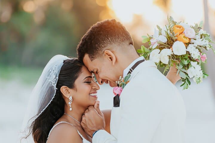 Punta Cana Romantic Photoshoot & Wedding Videography: Beach, Drone, and Golden-Hour Tips photo 4