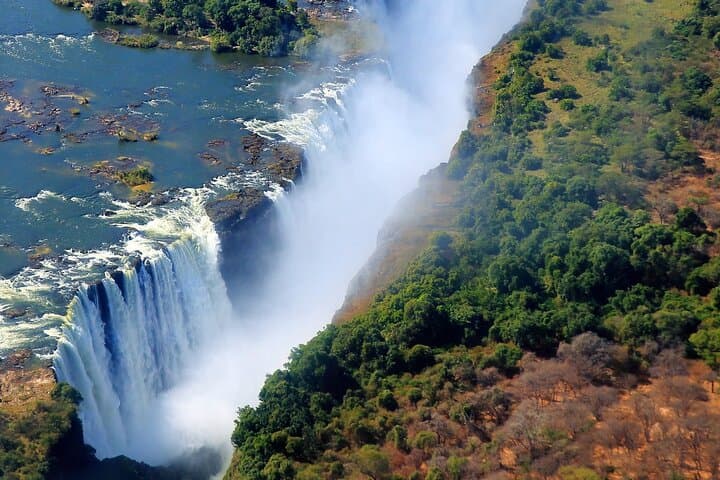 Victoria Falls and Chobe: 4-Day Cross-Border Safari & Falls Adventure photo 1