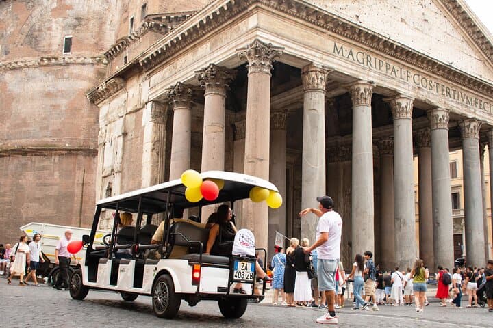 Private Luxury Golf Cart Birthday Tour in Rome: Colosseum to Trevi Fountain photo 3