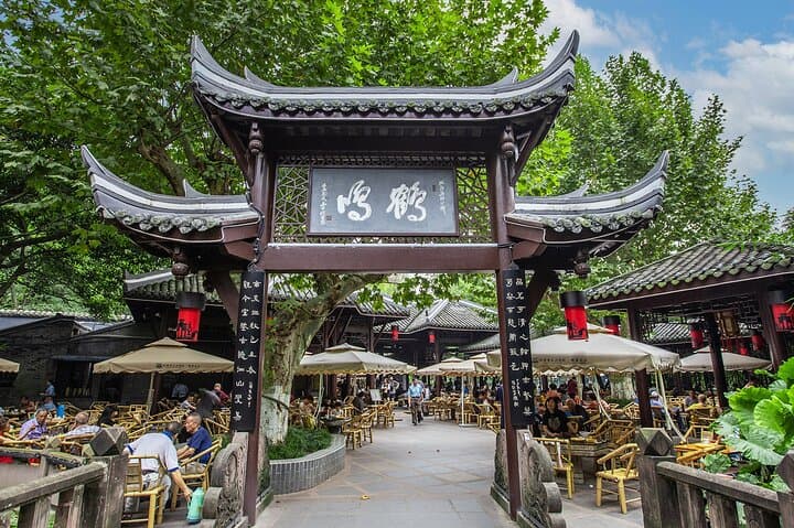 Chengdu Cultural Day Tour: Pandas, Traditional Teahouses & Sichuan Performance photo 1